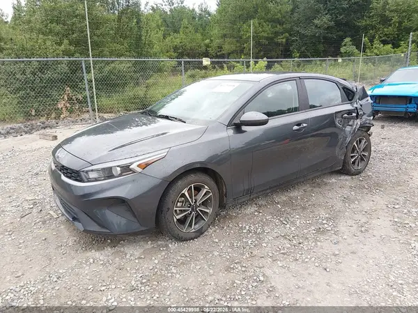 3KPF24AD9RE795714 2024 KIA FORTE - Image 2