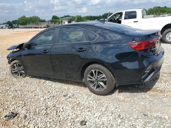 3KPF24AD9RE798712 2024 KIA FORTE - Image 2