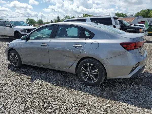3KPF24AD9RE802161 2024 KIA FORTE - Image 2
