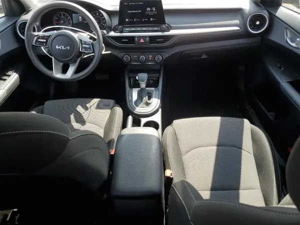 3KPF24AD9RE802161 2024 KIA FORTE - Image 8