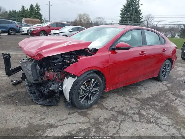 3KPF24AD9RE804511 2024 KIA FORTE - Image 2