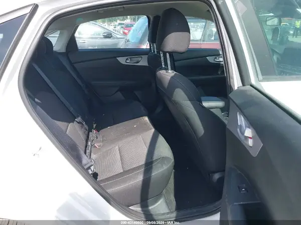 3KPF24AD9RE808171 2024 KIA FORTE - Image 8
