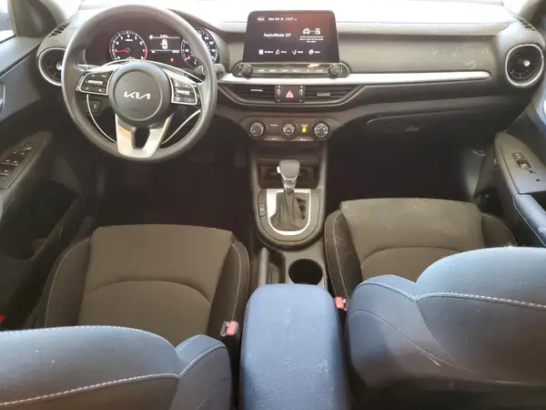 3KPF24AD9RE809725 2024 KIA FORTE - Image 8