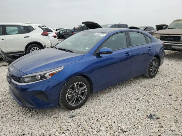 3KPF24AD9RE810244 2024 KIA FORTE - Image 1
