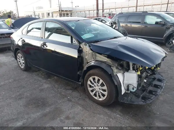 3KPF24AD9RE814651 2024 KIA FORTE - Image 1