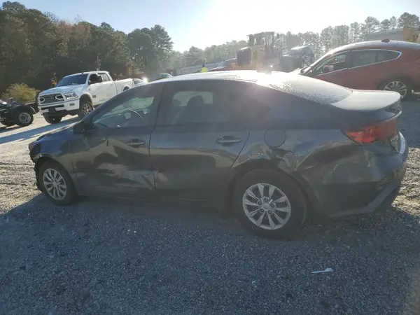 3KPF24AD9RE816643 2024 KIA FORTE - Image 2
