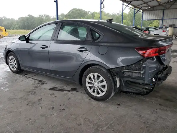3KPF24AD9RE816674 2024 KIA FORTE - Image 2