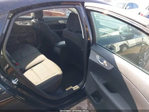 3KPF24AD9RE818280 2024 KIA FORTE - Image 8