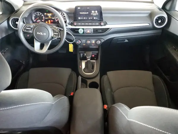 3KPF24AD9RE819719 2024 KIA FORTE - Image 8