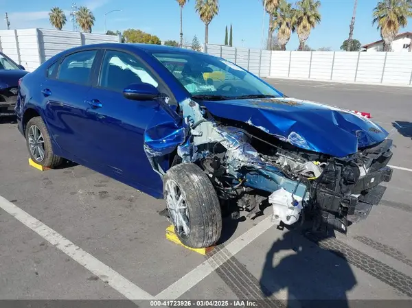 3KPF24AD9RE820241 2024 KIA FORTE - Image 1