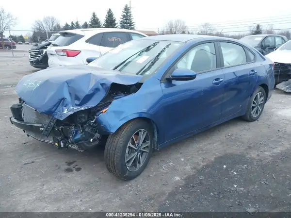 3KPF24AD9RE822457 2024 KIA FORTE - Image 2