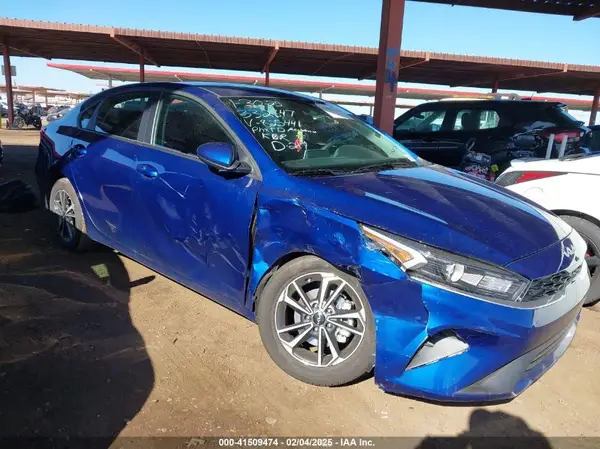 3KPF24AD9RE825441 2024 KIA FORTE - Image 1