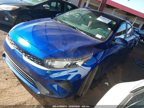 3KPF24AD9RE825441 2024 KIA FORTE - Image 2