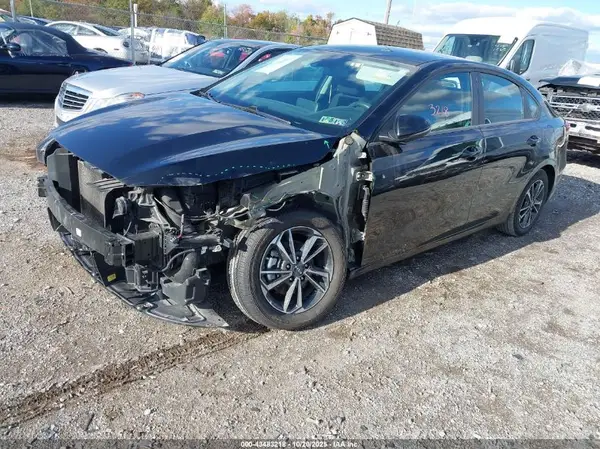 3KPF24AD9RE826251 2024 KIA FORTE - Image 2