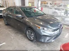 3KPF24AD9RE827562 2024 KIA FORTE