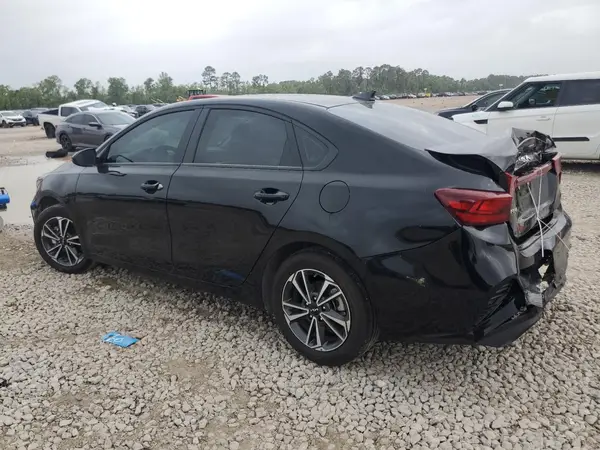 3KPF24AD9RE837671 2024 KIA FORTE - Image 2