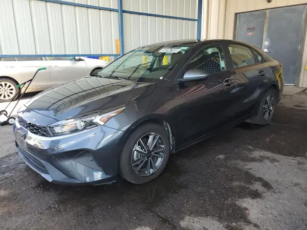 3KPF24AD9RE837783 2024 KIA FORTE - Image 1