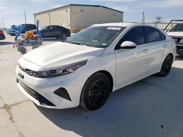 3KPF24AD9RE837850 2024 KIA FORTE - Image 1