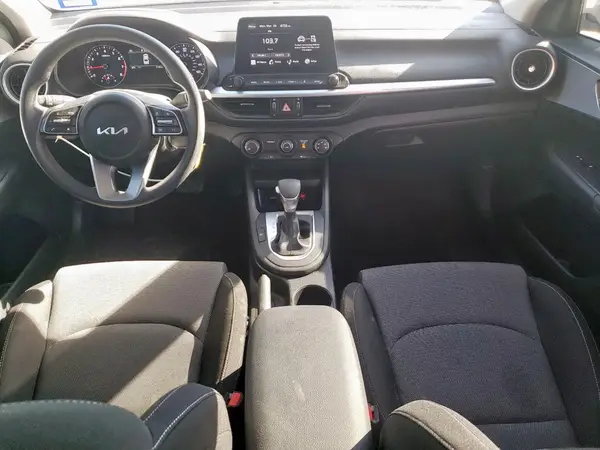 3KPF24AD9RE837850 2024 KIA FORTE - Image 8