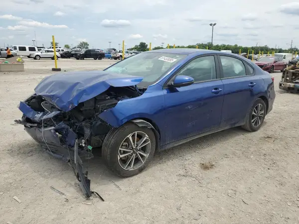 3KPF24AD9RE839534 2024 KIA FORTE - Image 1