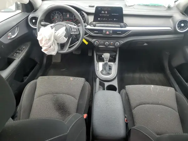 3KPF24AD9RE839534 2024 KIA FORTE - Image 8