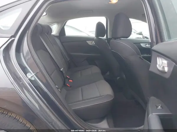 3KPF24AD9RE841140 2024 KIA FORTE - Image 8