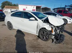 3KPF24ADXKE012213 2019 KIA FORTE