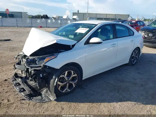 3KPF24ADXKE012213 2019 KIA FORTE - Image 2