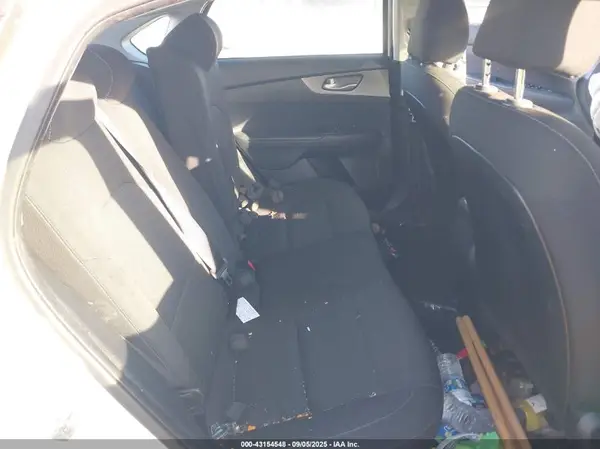 3KPF24ADXKE012213 2019 KIA FORTE - Image 8