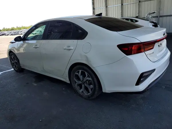 3KPF24ADXKE019520 2019 KIA FORTE - Image 2