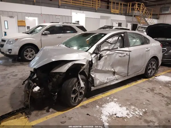 3KPF24ADXKE020019 2019 KIA FORTE - Image 2