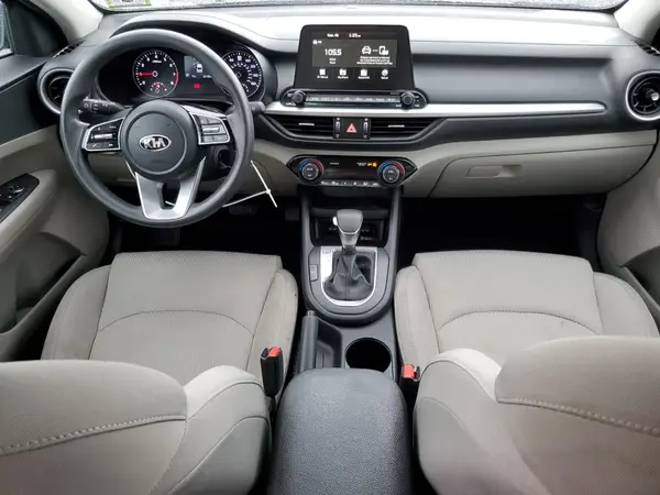 3KPF24ADXKE022482 2019 KIA FORTE - Image 8