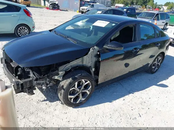3KPF24ADXKE023406 2019 KIA FORTE - Image 2