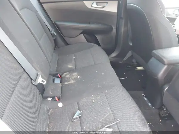 3KPF24ADXKE023910 2019 KIA FORTE - Image 8