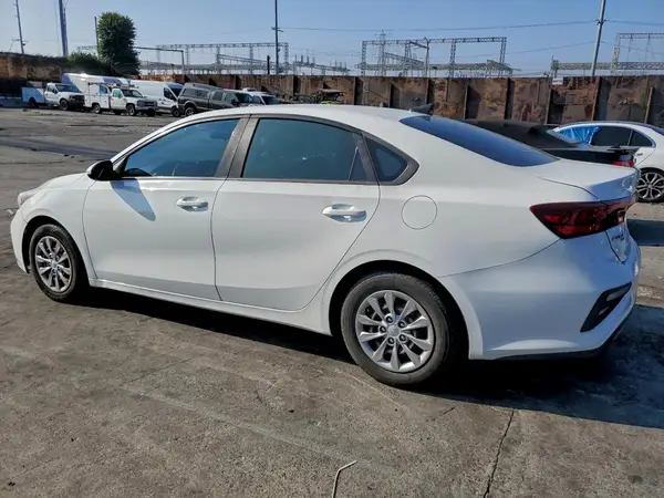 3KPF24ADXKE026662 2019 KIA FORTE - Image 2
