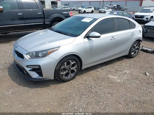3KPF24ADXKE031456 2019 KIA FORTE - Image 2