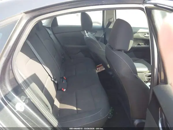 3KPF24ADXKE032946 2019 KIA FORTE - Image 8