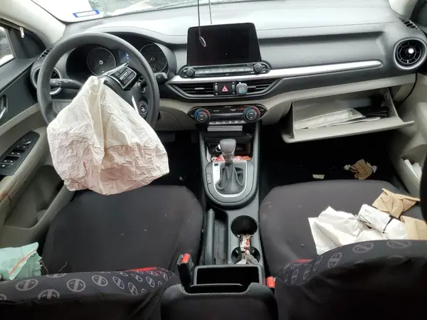 3KPF24ADXKE037838 2019 KIA FORTE - Image 8