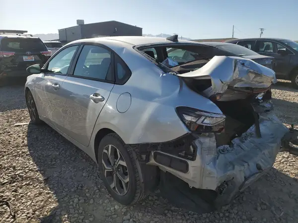 3KPF24ADXKE040190 2019 KIA FORTE - Image 2