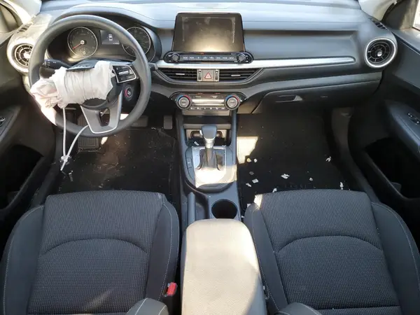 3KPF24ADXKE041811 2019 KIA FORTE - Image 8