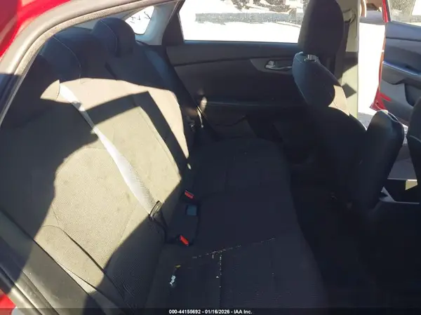 3KPF24ADXKE042781 2019 KIA FORTE - Image 8