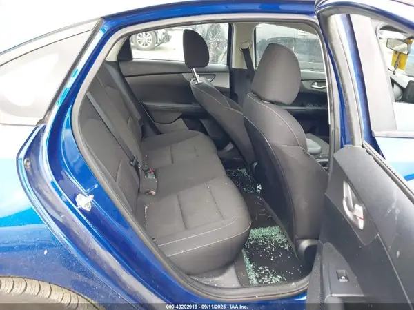 3KPF24ADXKE042814 2019 KIA FORTE - Image 8