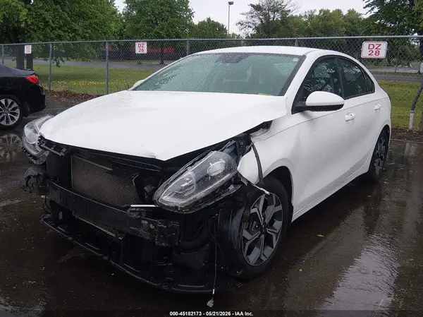 3KPF24ADXKE043381 2019 KIA FORTE - Image 2