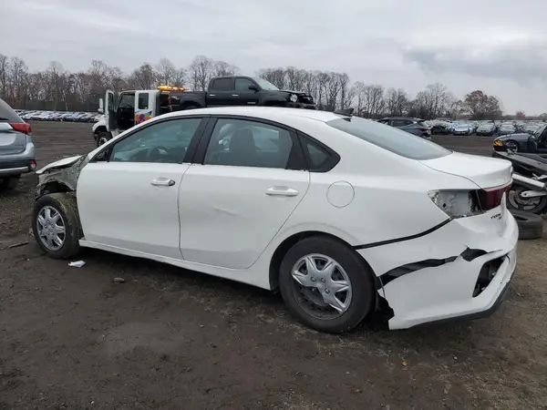 3KPF24ADXKE044918 2019 KIA FORTE - Image 2
