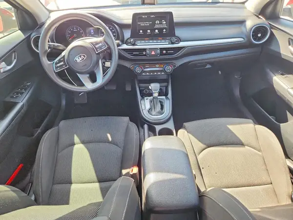 3KPF24ADXKE048239 2019 KIA FORTE - Image 8