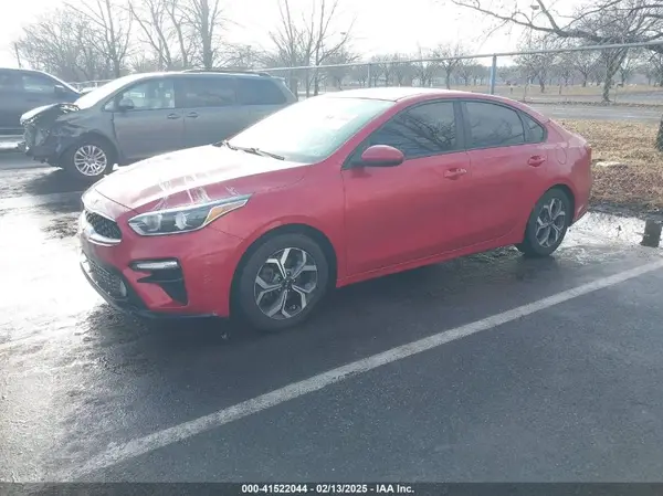 3KPF24ADXKE048242 2019 KIA FORTE - Image 2