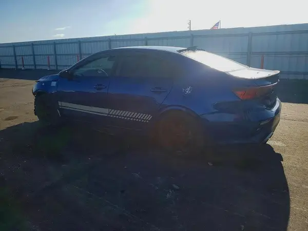 3KPF24ADXKE050461 2019 KIA FORTE - Image 2