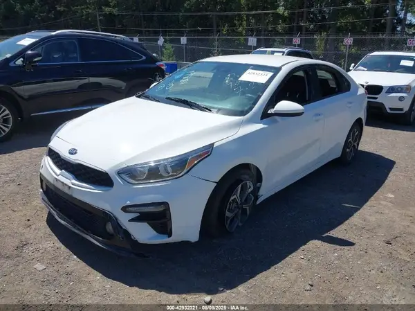 3KPF24ADXKE050511 2019 KIA FORTE - Image 2
