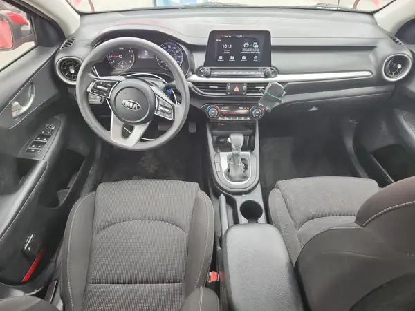 3KPF24ADXKE052307 2019 KIA FORTE - Image 8