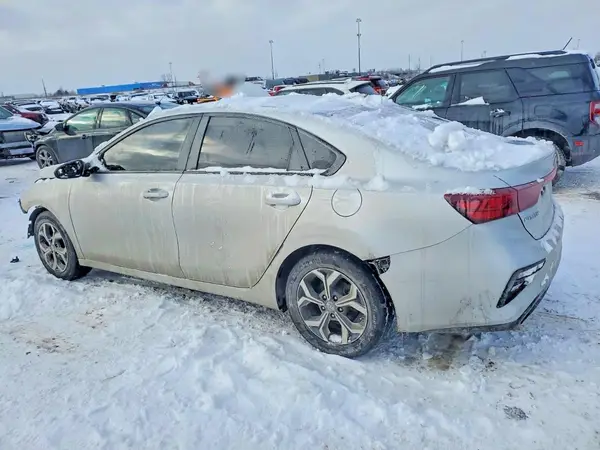 3KPF24ADXKE053277 2019 KIA FORTE - Image 2